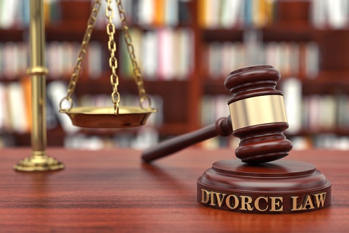 Divorce-Lawyer-1